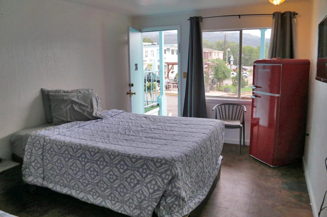 La Fon Motel 马尼温泉 外观 照片
