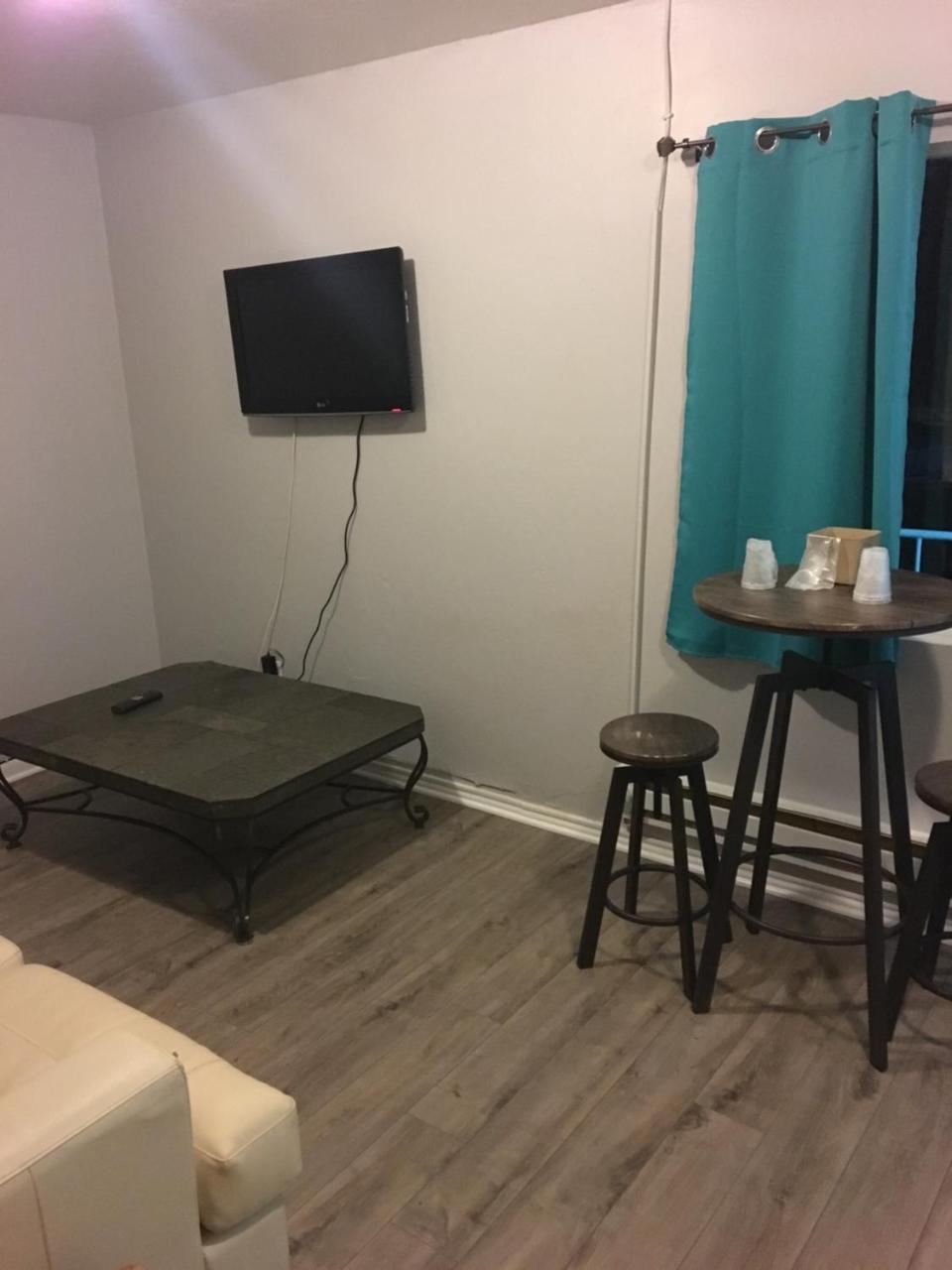La Fon Motel 马尼温泉 外观 照片
